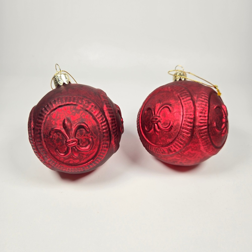 2 Vintage Saetas Best Fleur-de-lis Red Glass Ball 3" Bulb‎ Christmas Ornaments